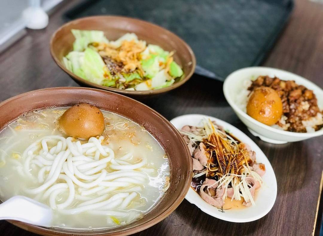 【新北市グルメ】台北の隣、新北市で食べ歩き!台湾人おすすめの地元グルメ7選|2025年ミシュランガイド「ビブグルマン」掲載店も紹介! 【新北市グルメ】台北の隣、新北市で食べ歩き!台湾人おすすめの地元グルメ7選|2025年ミシュランガイド「ビブグルマン」掲載店も紹介!
