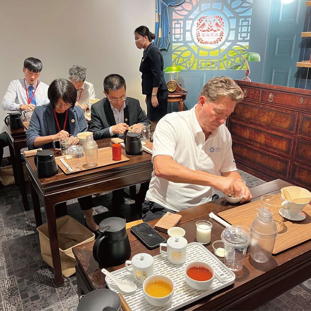【タピオカミルクティー作り】永康街のお茶屋さん「遊山茶訪」でタピオカミルクティー作りを体験!100年以上続く老舗の茶葉で入れるミルクティーは唯一無二の味! 【タピオカミルクティー作り】永康街のお茶屋さん「遊山茶訪」でタピオカミルクティー作りを体験!100年以上続く老舗の茶葉で入れるミルクティーは唯一無二の味!