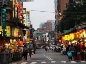 【遼寧街夜市】居酒屋のようなローカル夜市!遼寧街夜市のおすすめグルメ3選