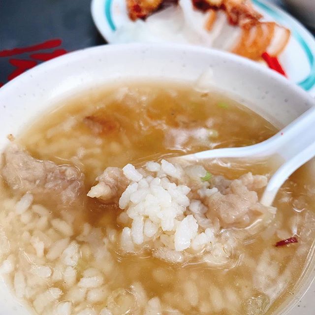【台湾グルメ】葉家肉粥 【台湾グルメ】台湾人が選ぶ迪化街周辺グルメ9選!レトロな街並みが魅力のエリアでおいしいものを食べつくそう!