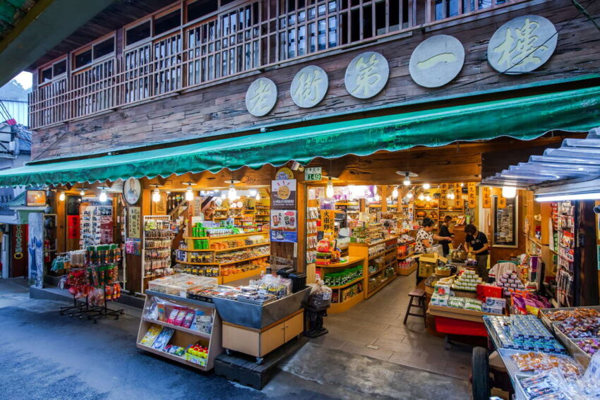 【阿里山観光周遊バス】嘉義～阿里山を観光しながら快適に移動！阿里山観光周遊バスで阿里山観光を楽しもう！