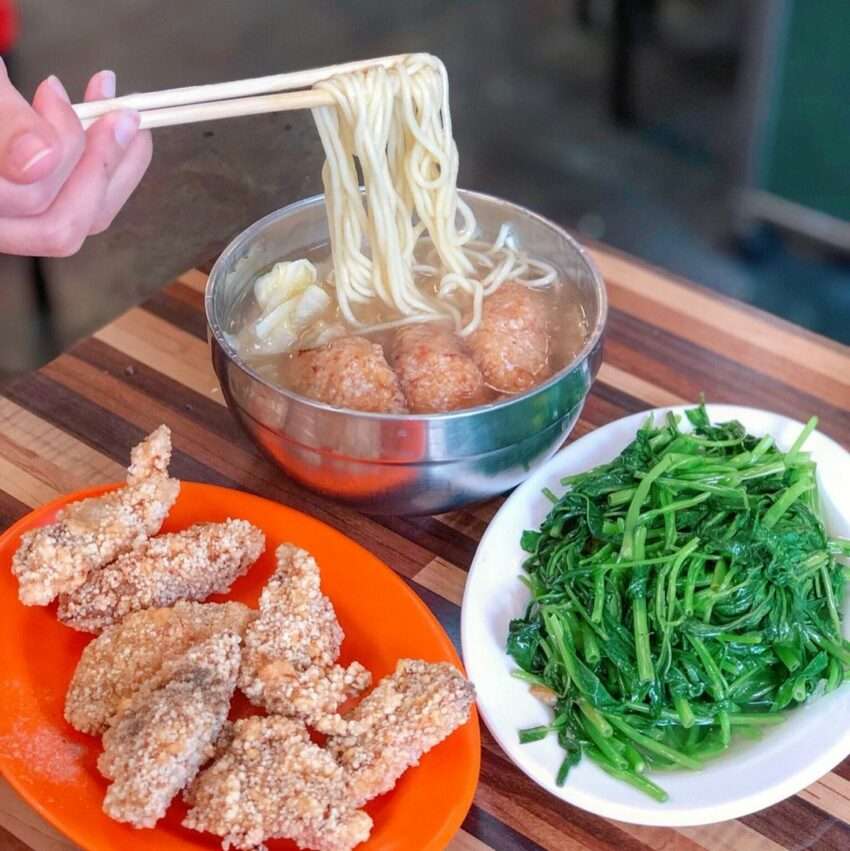 尚芳土魠魚羹のサワラ揚げスープ