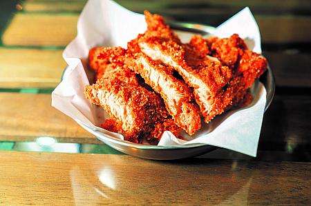 台中の揚げチキン——台湾夜市を代表するジューシーなフライドチキン