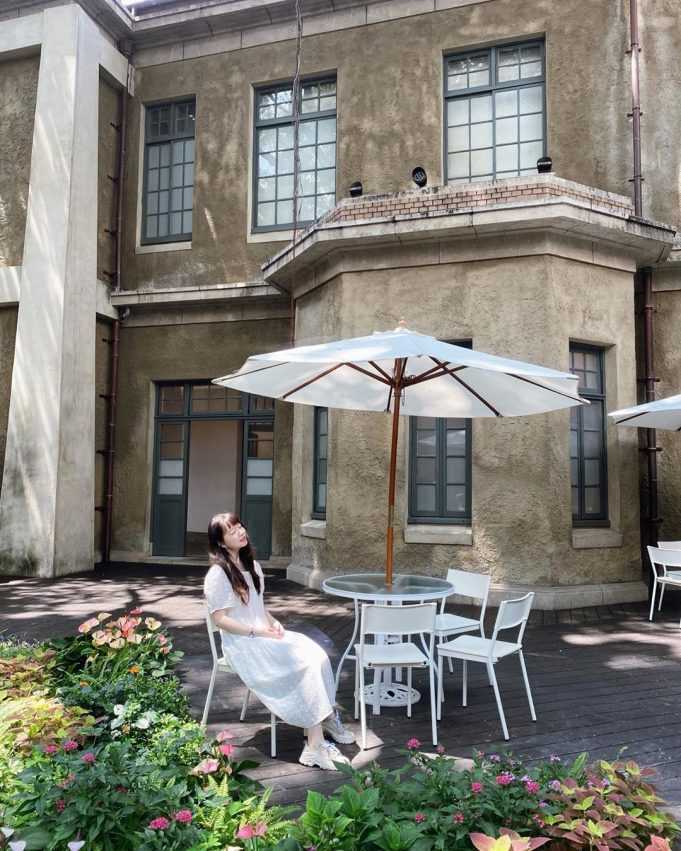 台南市美術館第1館の外観。日本統治時代の警察庁舎を改装した赤レンガの建物