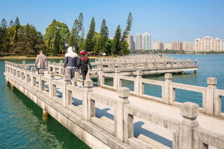 高雄・澄清湖の湖畔公園
