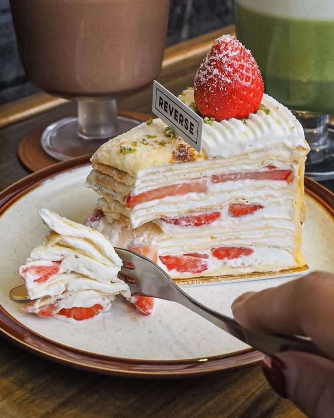 REVERSE 羅東のモダンスイーツブランド