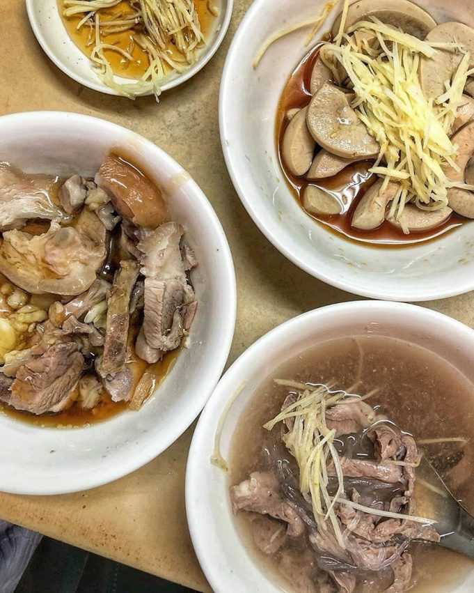 阿明豬心冬粉の看板メニュー・豚ハツ春雨と澄んだスープ