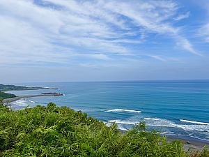 台北から台東へ向かう旅の始まりを表すイメージ