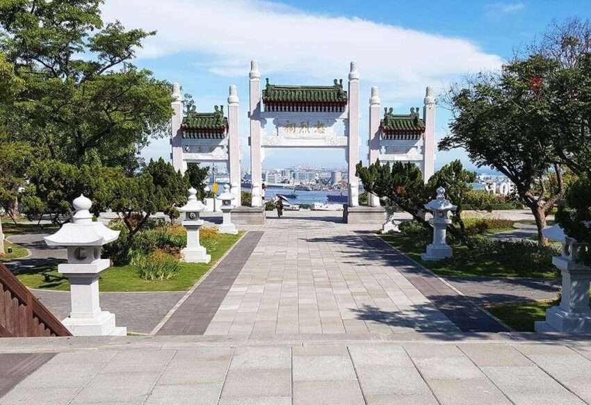 高雄市忠烈祠の建築外観