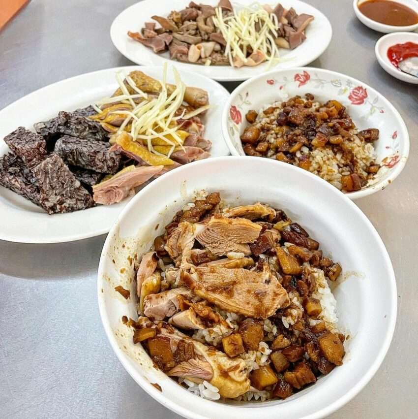 鴨肉珍の鴨肉飯