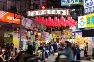 台中夜市完全ガイド：7大夜市の特徴・グルメ・アクセスを徹底比較