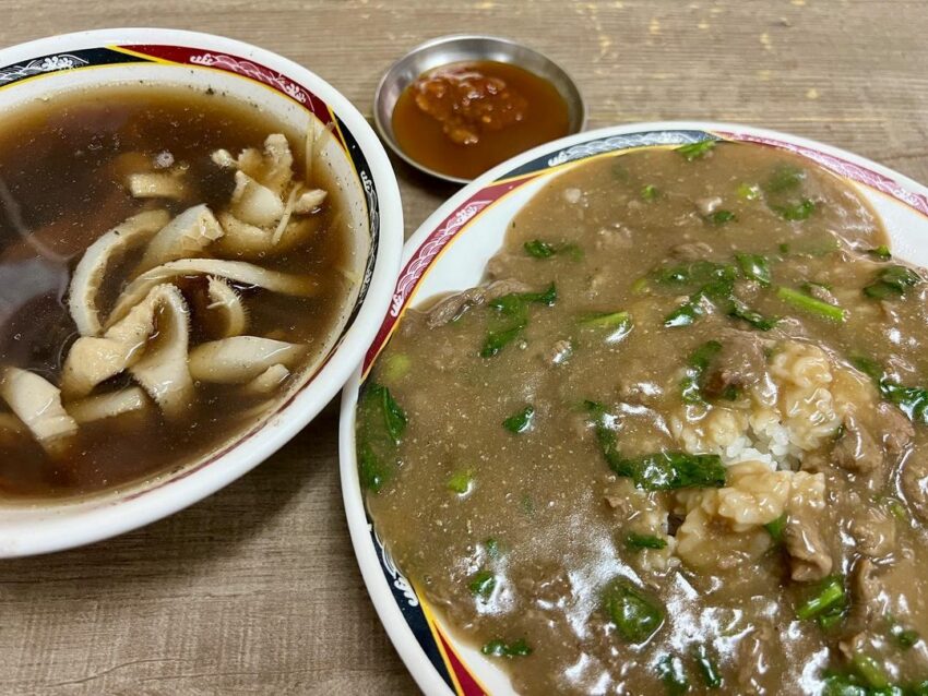 忠孝夜市の屋台エリア