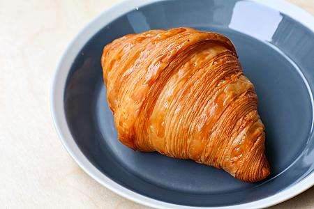 Muhei Bakeryのプレーンクロワッサン（原味可頌）