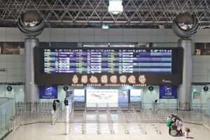 台湾桃園国際空港第2ターミナル完全ガイド:入国・出国・空港内施設・市内アクセス