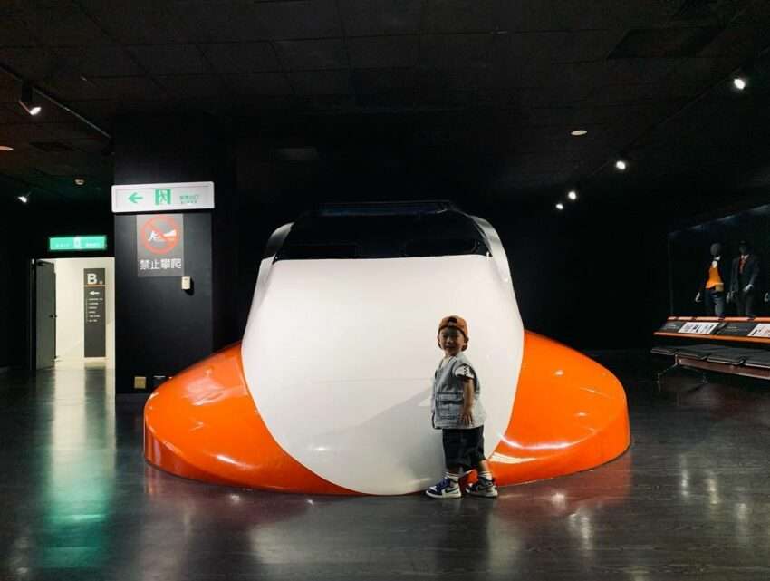 桃園 室内観光 台湾高速鉄道探索館の高鉄工学模型とインタラクティブ展示