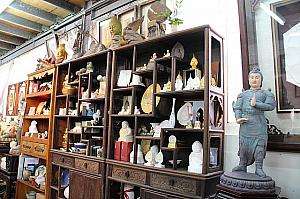 嘉義文化中心の桃城陶埕藝術工作室の展示作品