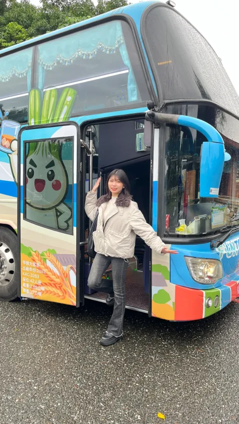 宜蘭FunTOUR観光バスの紹介説明図