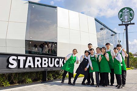 Starbucks台南麻豆門市の外観・新たな観光名所として注目の店舗