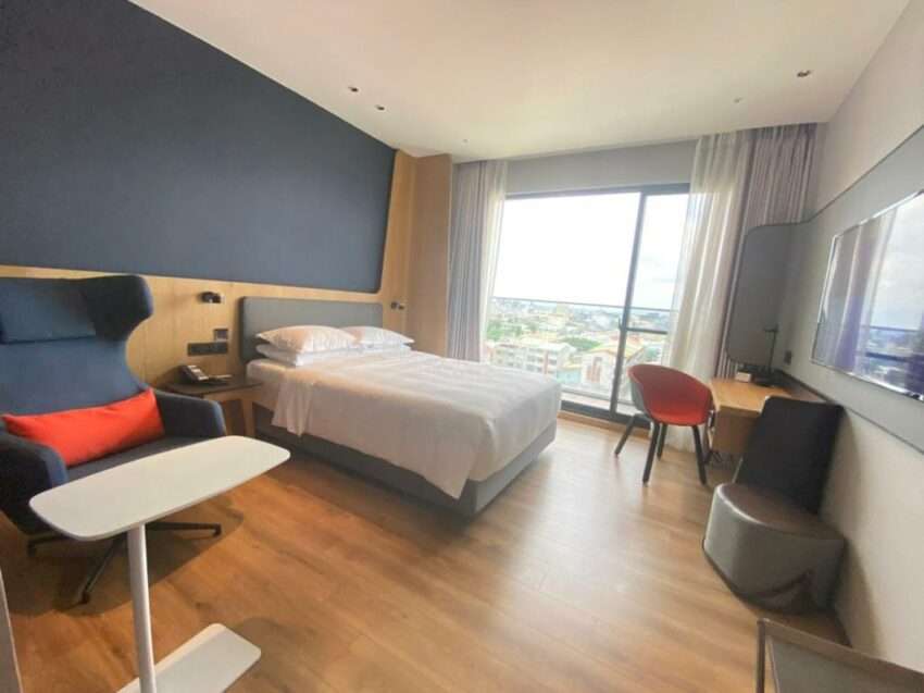 嘉義智選假日酒店 Holiday Inn Express Chiayiの外観