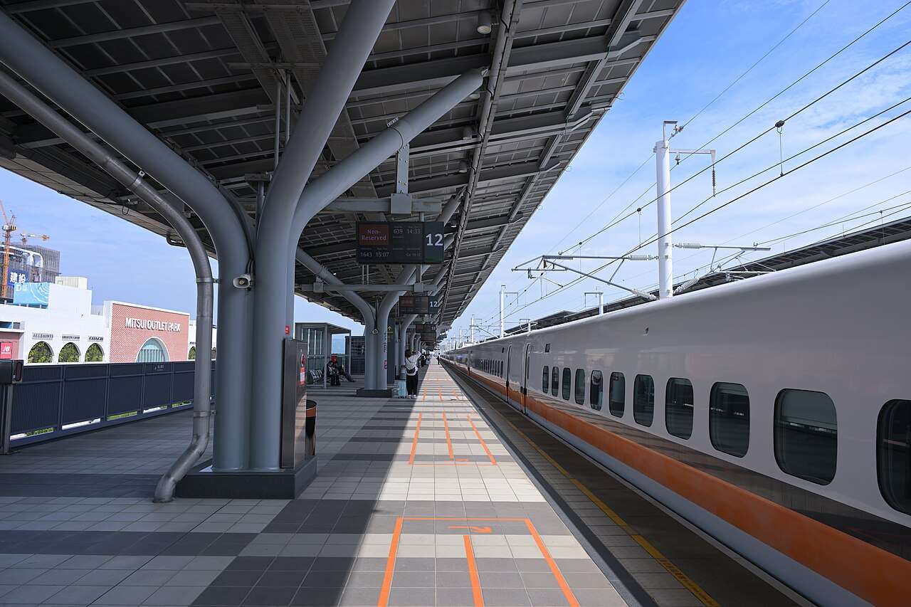 Taiwan High Speed Rail train 639 at Tainan HSR station May
