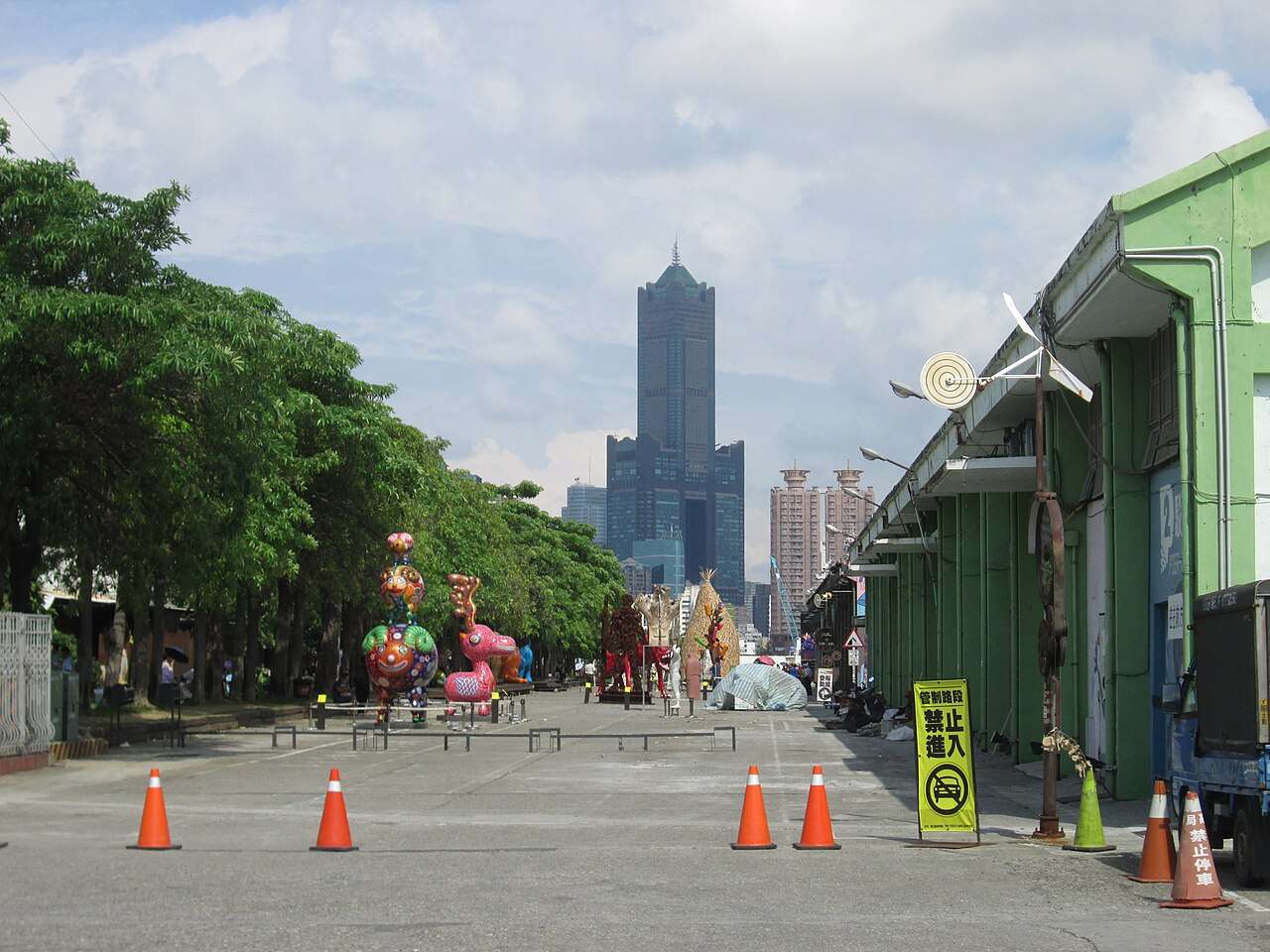 高雄市鹽埕区 駁二藝術特区の外観