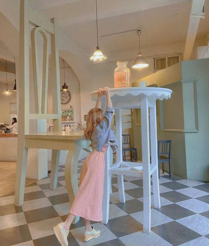 橘之郷蜜餞形象館の店内。金棗（キンカン）の砂糖漬けをはじめ、宜蘭名産品が並ぶ