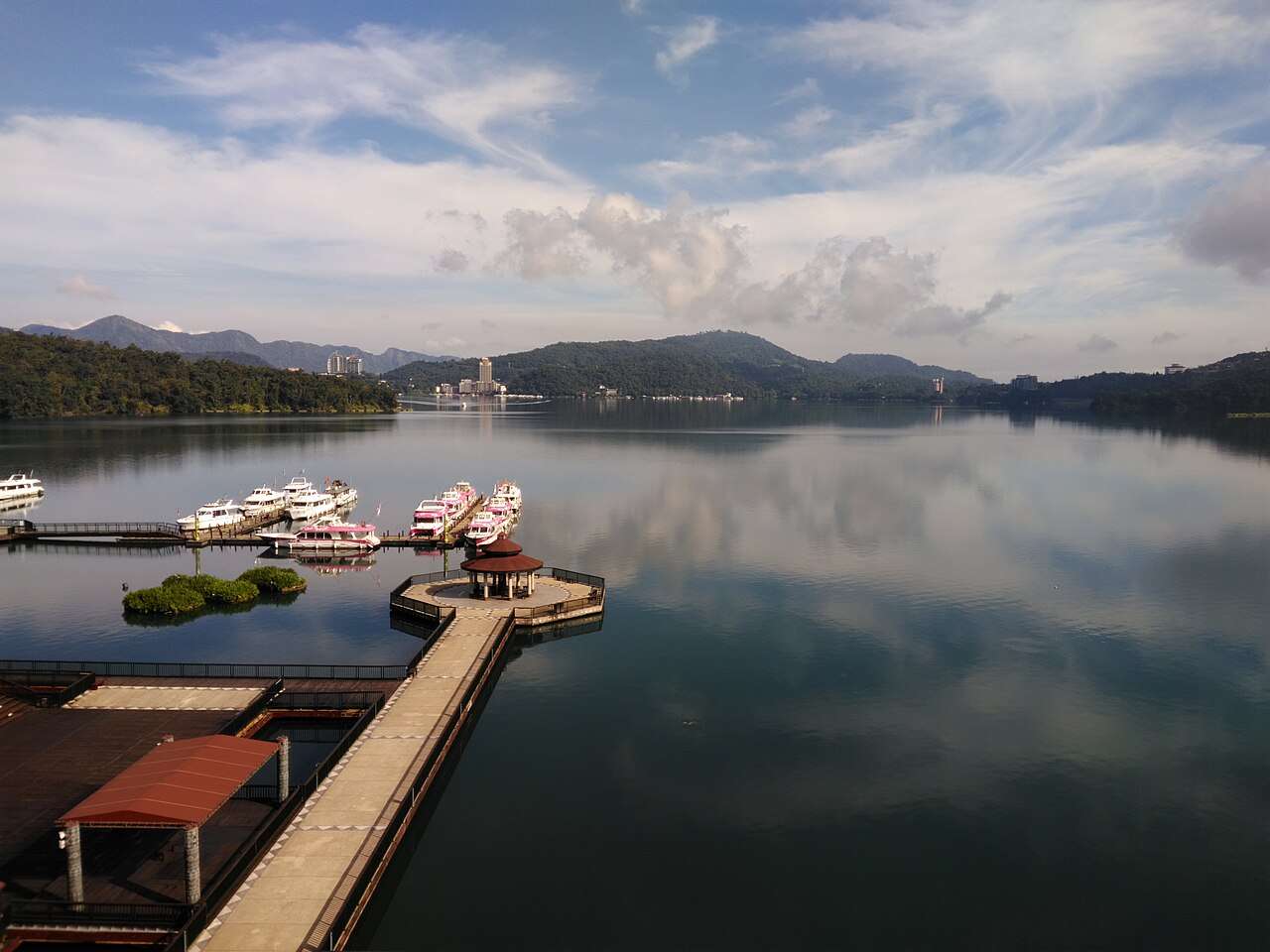 日月潭湖景