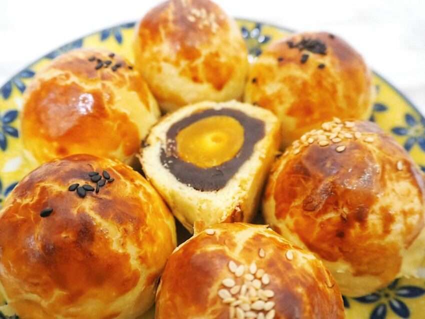 台南・金葡萄蛋黄酥。地元グルメ通に愛される素朴な味わい