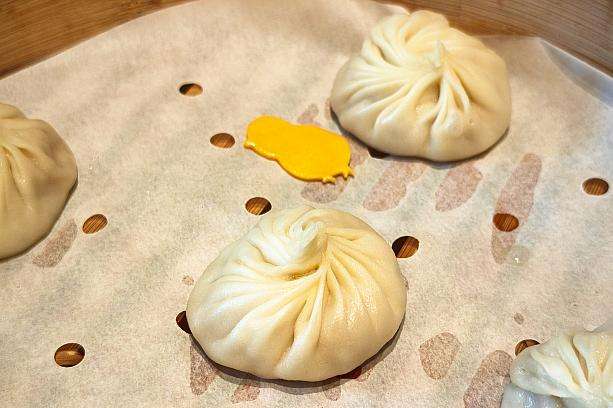 鼎泰豊の雞肉小籠包(鶏肉小籠包)