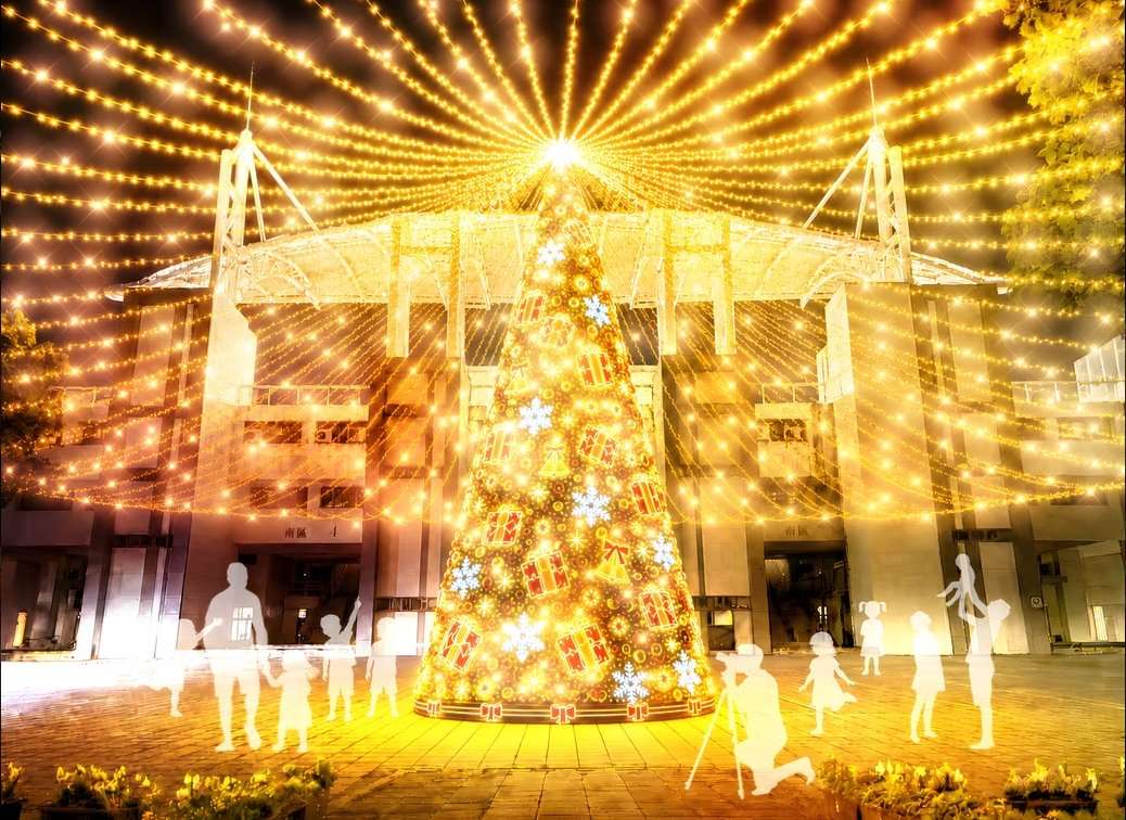 屏東クリスマスの星光聖誕樹エリア。金色の天幕から星のように光が広がる夜景